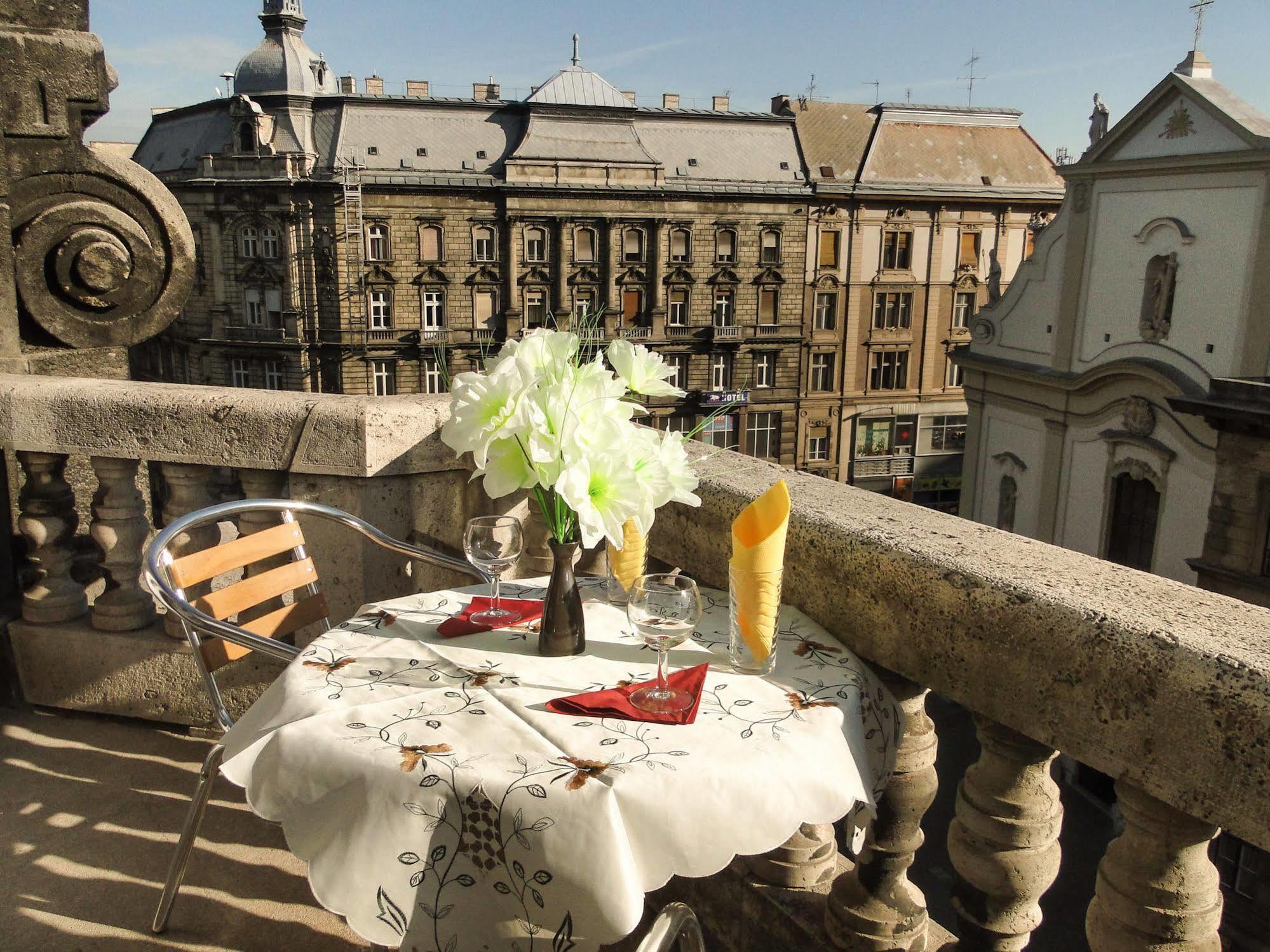 Like Home - City Center - Style Apartment Budapest Exterior photo